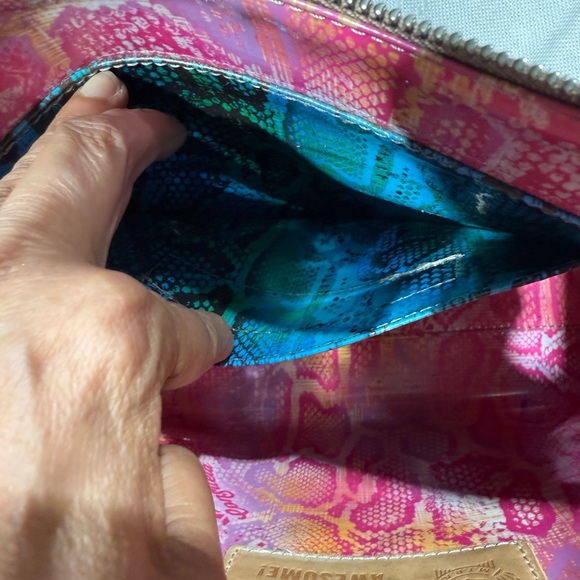 Consuela, downtown Rita, black, multicolor, embroidered floral, Crossbody bag. - Picture 10 of 16